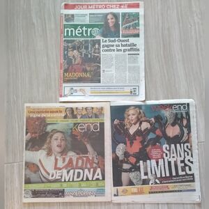 Lot Of 3 Madonna Montréal Newspaper Weekend / Metro